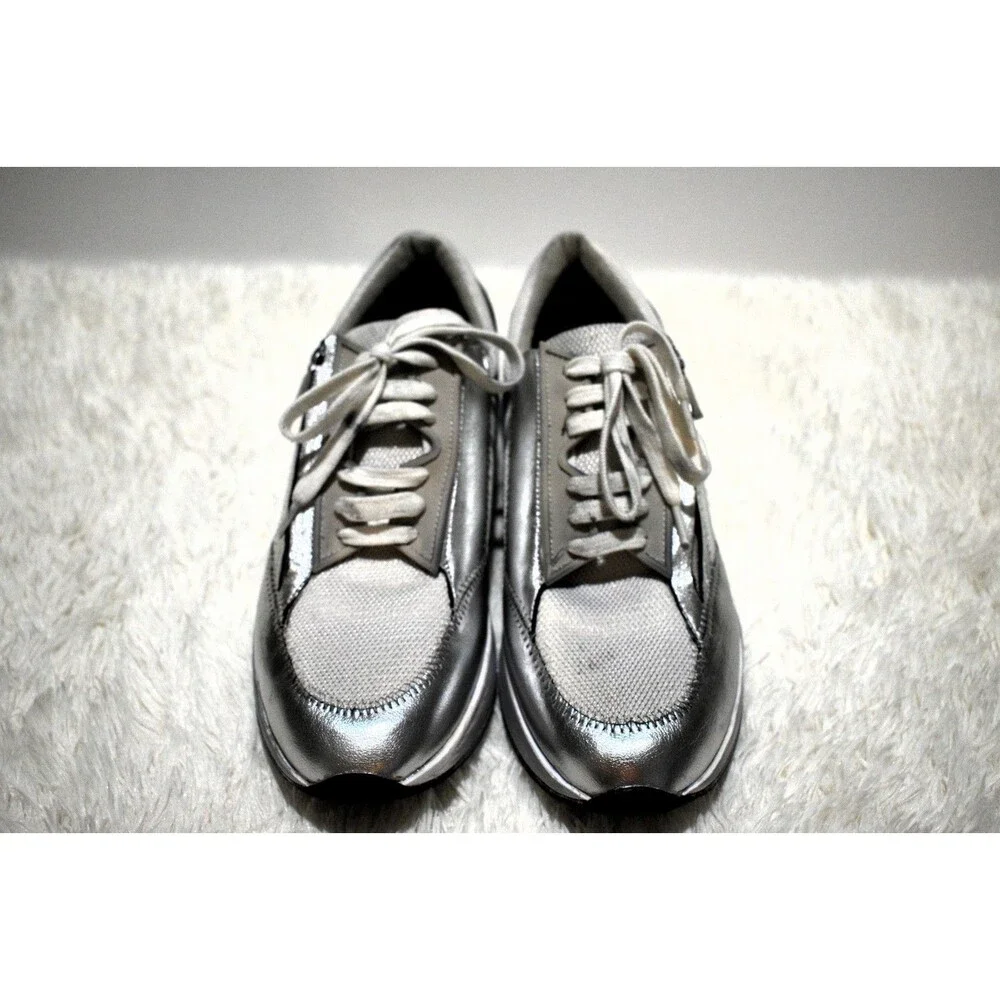 Franco Sarto Imperial Distressed Silver Mesh with Side Zipper - Women's Size 9